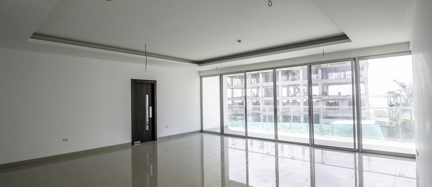 Departamento en venta en la Isla Mocolí - Urbanización Dubái, Vía Samborondón GeoBienes - Departamento en venta en la Isla Mocolí - Urbanización Dubái, Vía Samborondón - Plusvalia Guayaquil Casas de venta y alquiler Inmobiliaria Ecuador