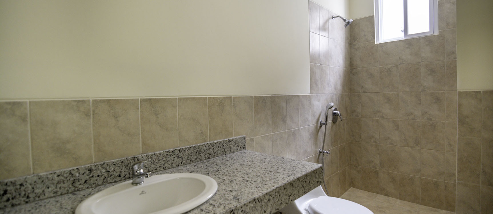 Departamento en venta en la Urbanización Terranostra, Vía a la costa GeoBienes - Departamento en venta en la Urbanización Terranostra, Vía a la costa, Guayaquil - Ecuador - Plusvalia Guayaquil Casas de venta y alquiler Inmobiliaria Ecuador