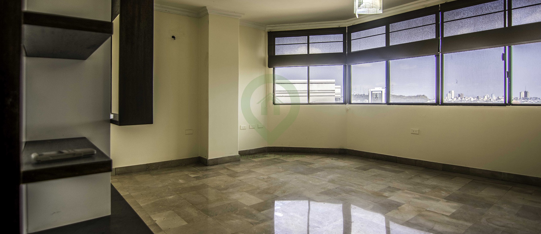 Departamento en venta en Lomas de Urdesa norte de Guayaquil GeoBienes - Departamento en venta en Lomas de Urdesa norte de Guayaquil - Plusvalia Guayaquil Casas de venta y alquiler Inmobiliaria Ecuador