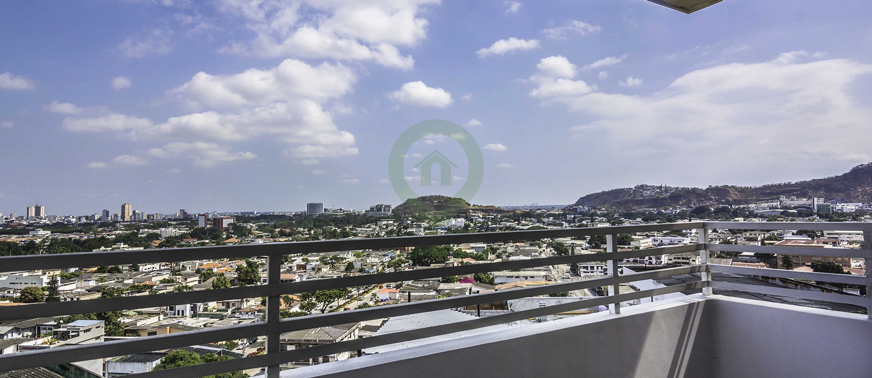 Departamento en venta en Lomas de Urdesa norte de Guayaquil GeoBienes - Departamento en venta en Lomas de Urdesa norte de Guayaquil - Plusvalia Guayaquil Casas de venta y alquiler Inmobiliaria Ecuador