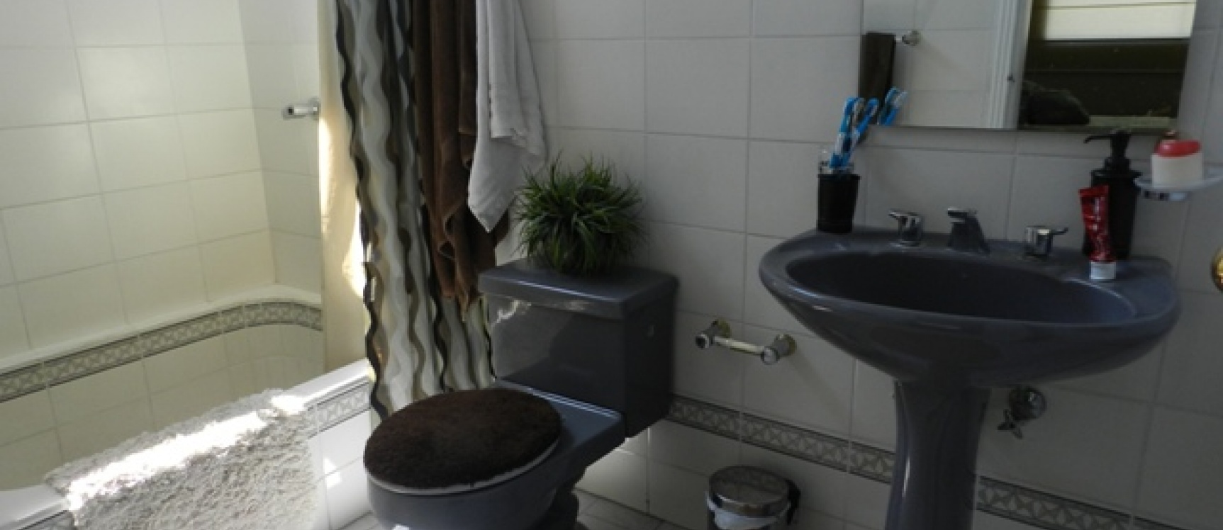 Departamento en venta en Santa Cecilia / Ceibos. De oportunidad! GeoBienes - Departamento en venta en Santa Cecilia / Ceibos. De oportunidad! - Plusvalia Guayaquil Casas de venta y alquiler Inmobiliaria Ecuador
