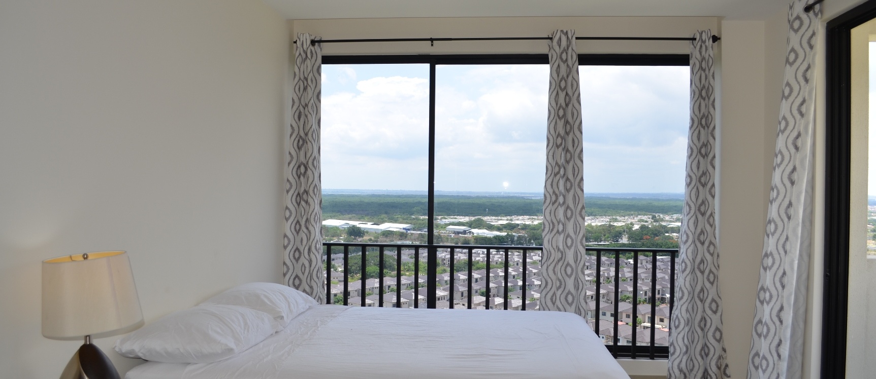 Departamento en venta en Urbanizacion Bosques de la costa sector vía a la costa GeoBienes - Departamento en venta en Urbanización Bosques de la Costa sector Vía a la Costa - Plusvalia Guayaquil Casas de venta y alquiler Inmobiliaria Ecuador