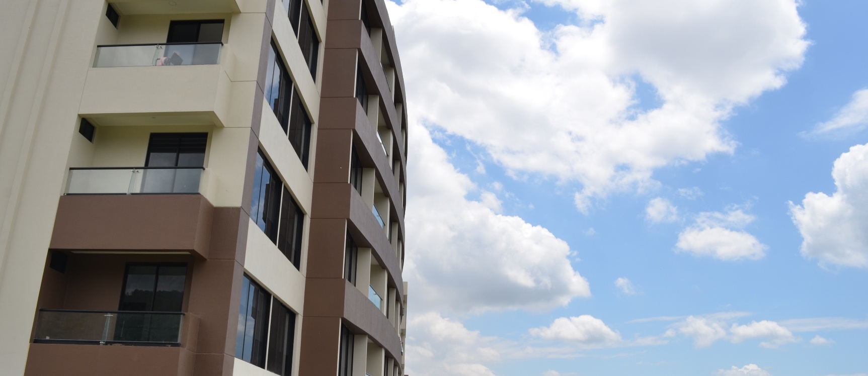 Departamento en venta en Urbanizacion Bosques de la costa sector vía a la costa GeoBienes - Departamento en venta en Urbanización Bosques de la Costa sector Vía a la Costa - Plusvalia Guayaquil Casas de venta y alquiler Inmobiliaria Ecuador