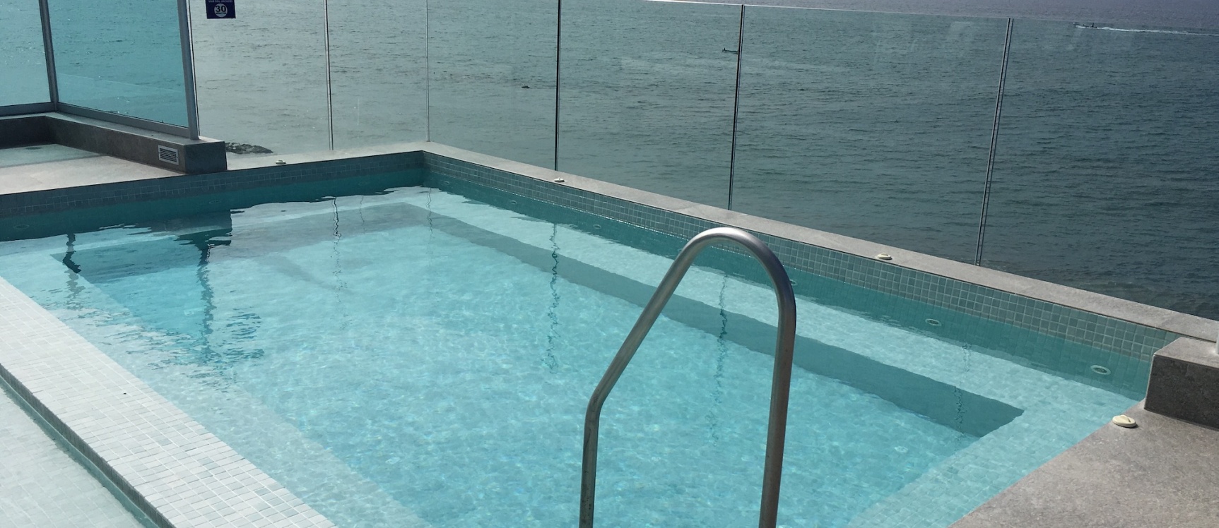 Departamento en venta frente al mar en Bay Point San Lorenzo Salinas GeoBienes - Departamento en venta frente al mar en Bay Point San Lorenzo Salinas - Plusvalia Guayaquil Casas de venta y alquiler Inmobiliaria Ecuador
