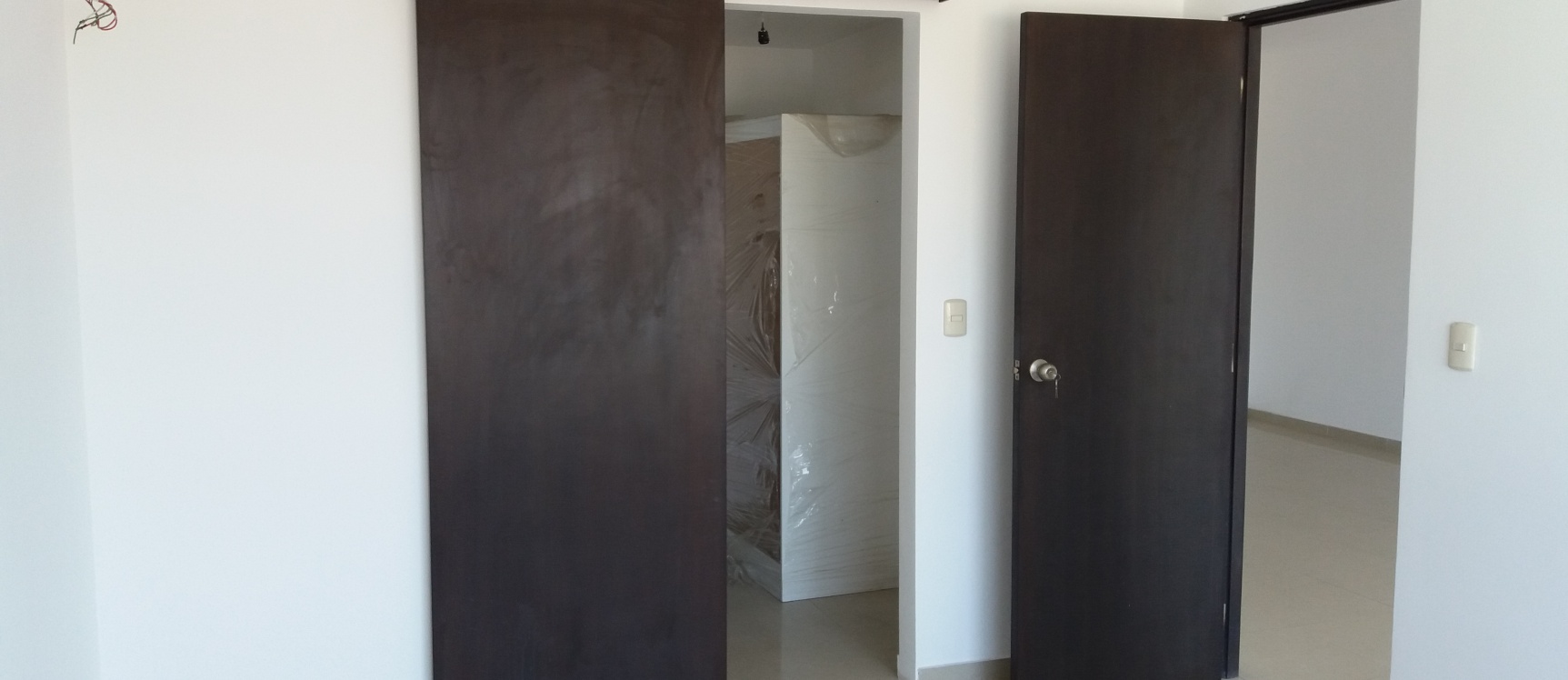 Departamento en venta oportunidad en Urb. Altos del Río GeoBienes - Departamento en venta oportunidad en Urb. Altos del Río Samborondón - Plusvalia Guayaquil Casas de venta y alquiler Inmobiliaria Ecuador