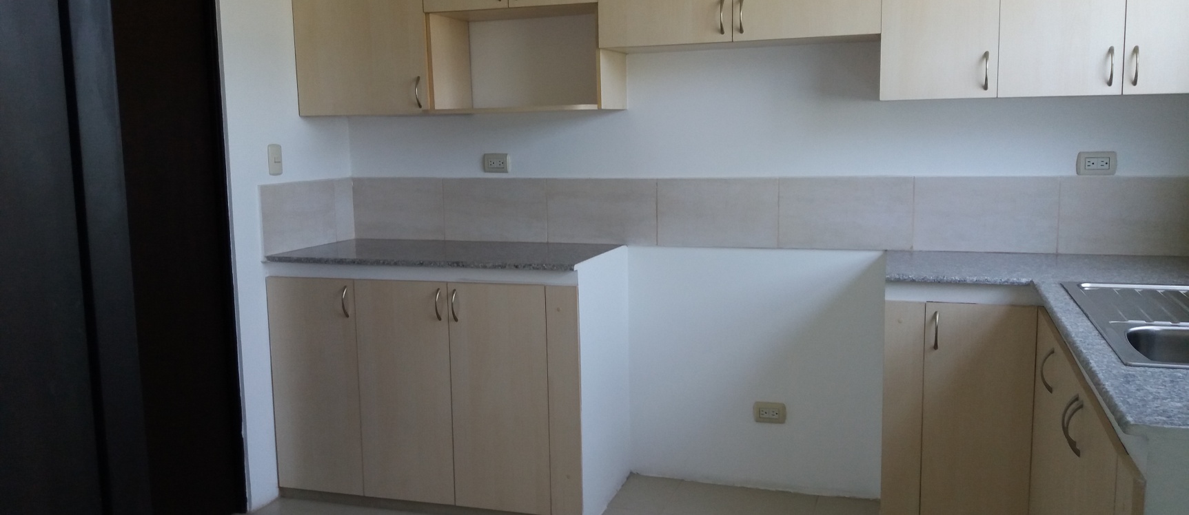 Departamento en venta oportunidad en Urb. Altos del Río GeoBienes - Departamento en venta oportunidad en Urb. Altos del Río Samborondón - Plusvalia Guayaquil Casas de venta y alquiler Inmobiliaria Ecuador