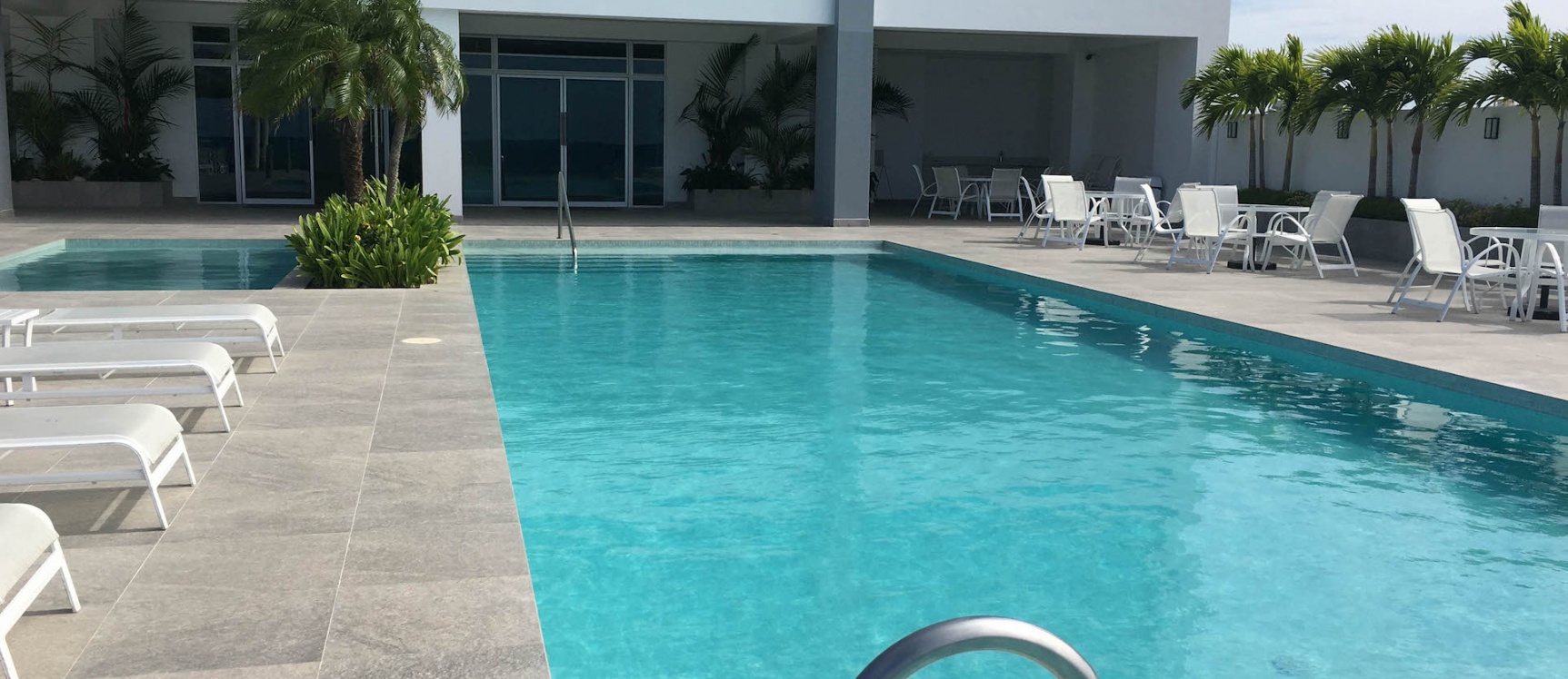 Departamento en venta frente al mar en Bay Point San Lorenzo Salinas GeoBienes - Departamento en venta piso 18 en Bay Point San Lorenzo Salinas - Plusvalia Guayaquil Casas de venta y alquiler Inmobiliaria Ecuador
