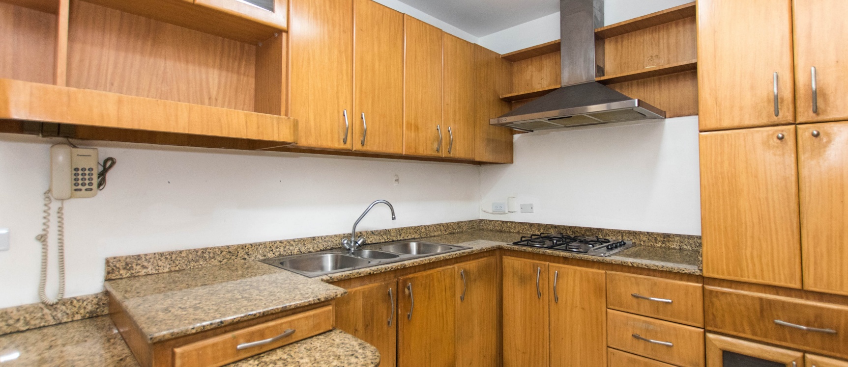 Departamento en venta (planta baja) ubicado en el km 5 Via Samborondón GeoBienes - Departamento en venta (planta baja) ubicado en el km 5 Via Samborondón - Plusvalia Guayaquil Casas de venta y alquiler Inmobiliaria Ecuador