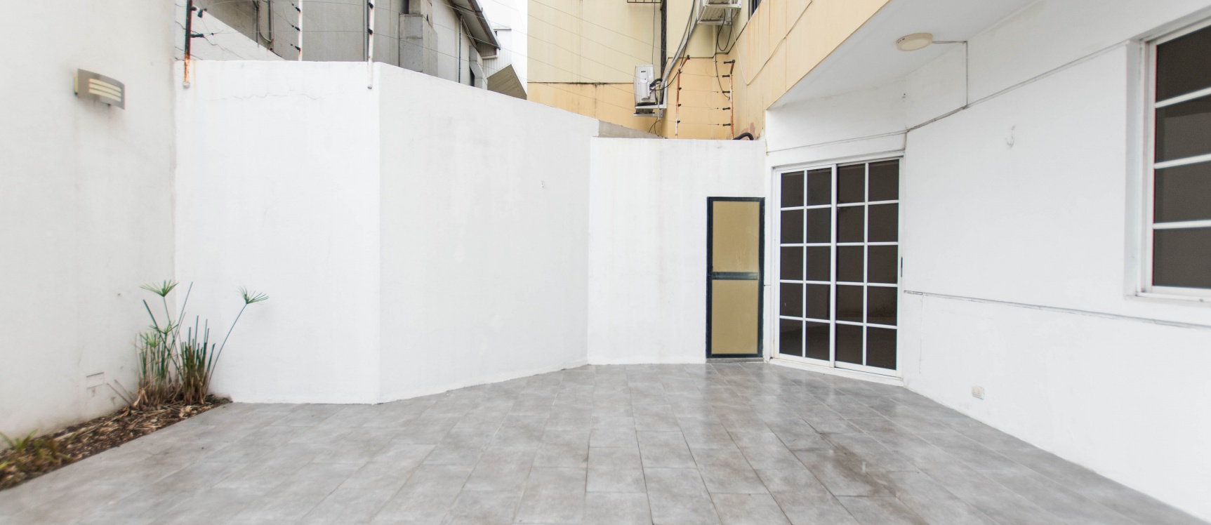 Departamento en venta (planta baja) ubicado en el km 5 Via Samborondón GeoBienes - Departamento en venta (planta baja) ubicado en el km 5 Via Samborondón - Plusvalia Guayaquil Casas de venta y alquiler Inmobiliaria Ecuador