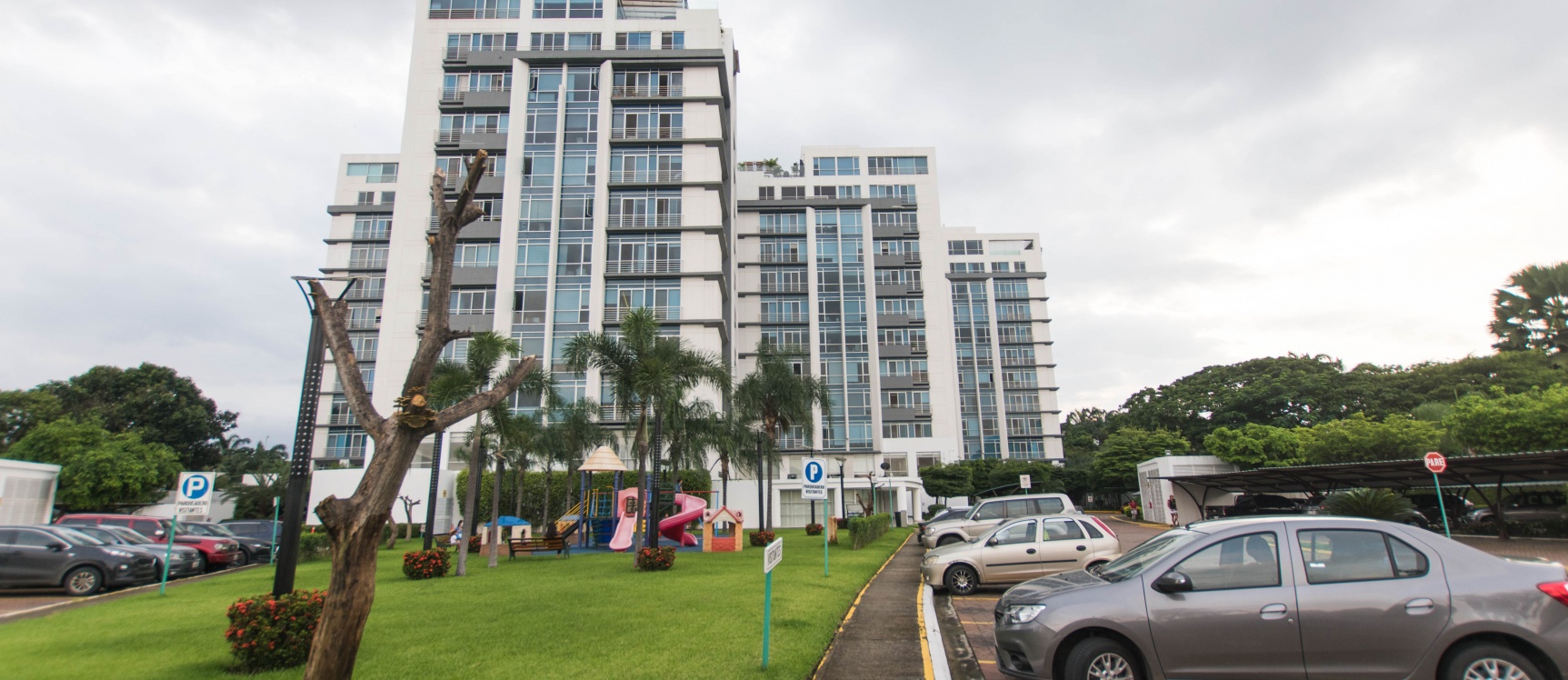 Departamento en venta River Towers, Samborondón GeoBienes - Departamento en venta River Towers, Samborondón - Plusvalia Guayaquil Casas de venta y alquiler Inmobiliaria Ecuador