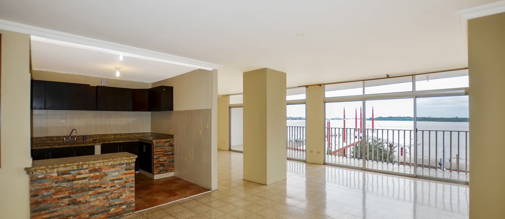 Departamento en venta sector centro de Guayaquil GeoBienes - Departamento en venta sector centro de Guayaquil - Plusvalia Guayaquil Casas de venta y alquiler Inmobiliaria Ecuador