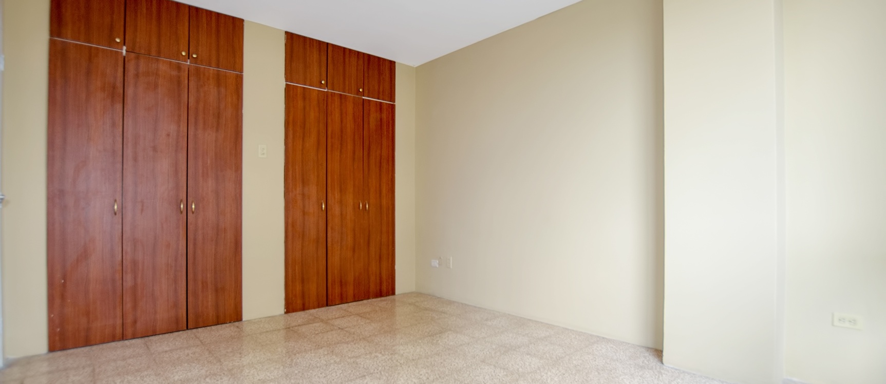 Departamento en venta sector centro de Guayaquil GeoBienes - Departamento en venta sector centro de Guayaquil - Plusvalia Guayaquil Casas de venta y alquiler Inmobiliaria Ecuador