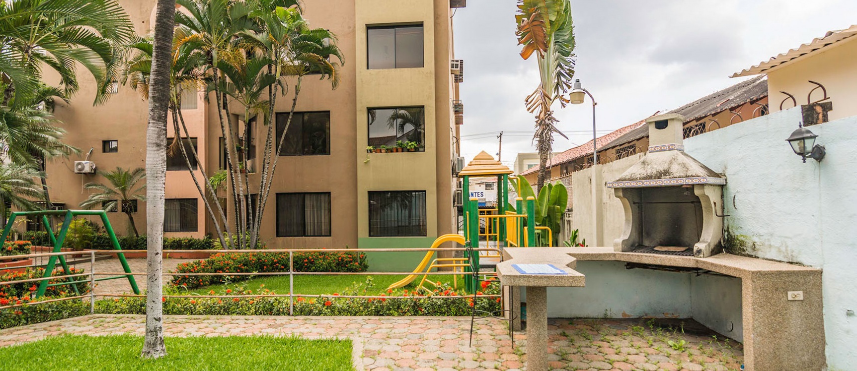Departamento en venta Sta Maria Alamos, Norte de Guayaquil GeoBienes - Departamento en venta Santa Maria Alamos, Norte de Guayaquil - Plusvalia Guayaquil Casas de venta y alquiler Inmobiliaria Ecuador