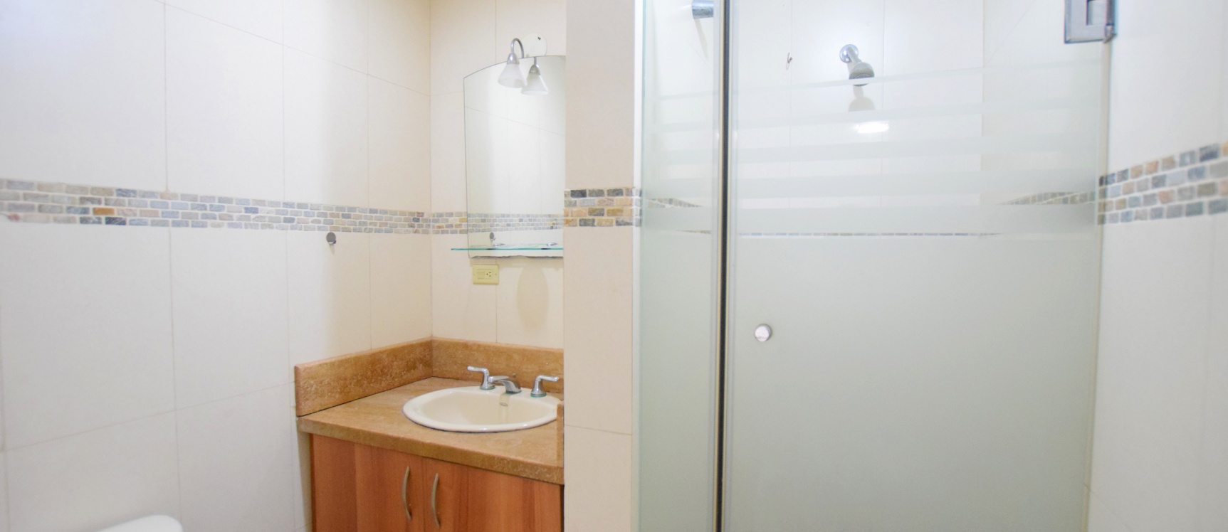 Departamento en venta ubicado en Ciudad Colón, Norte de Guayaquil GeoBienes - Departamento en venta ubicado en Ciudad Colón, Norte de Guayaquil - Plusvalia Guayaquil Casas de venta y alquiler Inmobiliaria Ecuador