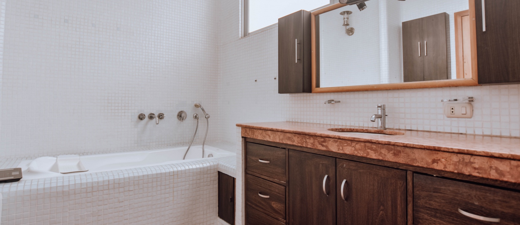 Departamento en venta ubicado en Cumbres de los Ceibos, Norte de Guayaquil GeoBienes - Departamento en venta ubicado en Cumbres de los Ceibos, Norte de Guayaquil - Plusvalia Guayaquil Casas de venta y alquiler Inmobiliaria Ecuador