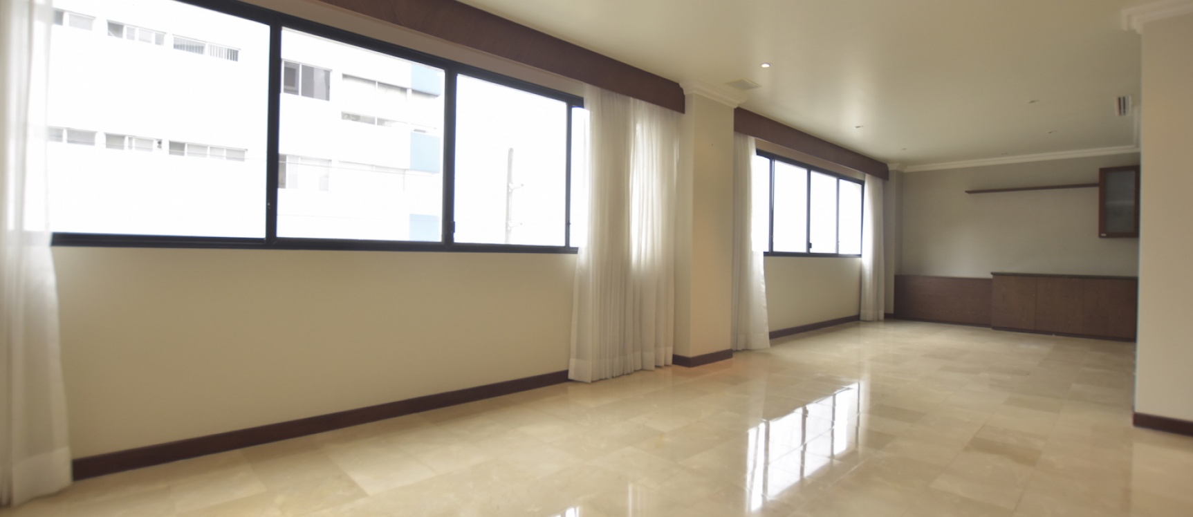 Departamento en venta ubicado en Edificio Los Olivos II, Los Ceibos GeoBienes - Departamento en venta ubicado en Edificio Olivos II, Los Ceibos - Plusvalia Guayaquil Casas de venta y alquiler Inmobiliaria Ecuador