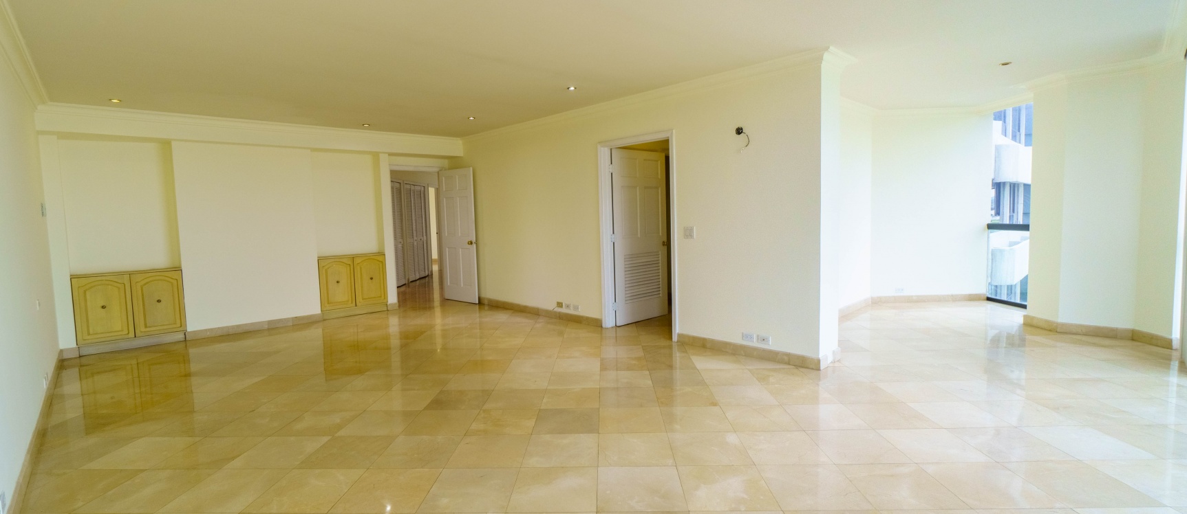 Departamento en venta ubicado en Edificio River Walk, Samborondón GeoBienes - Departamento en venta ubicado en Edificio River Walk, Samborondón - Plusvalia Guayaquil Casas de venta y alquiler Inmobiliaria Ecuador