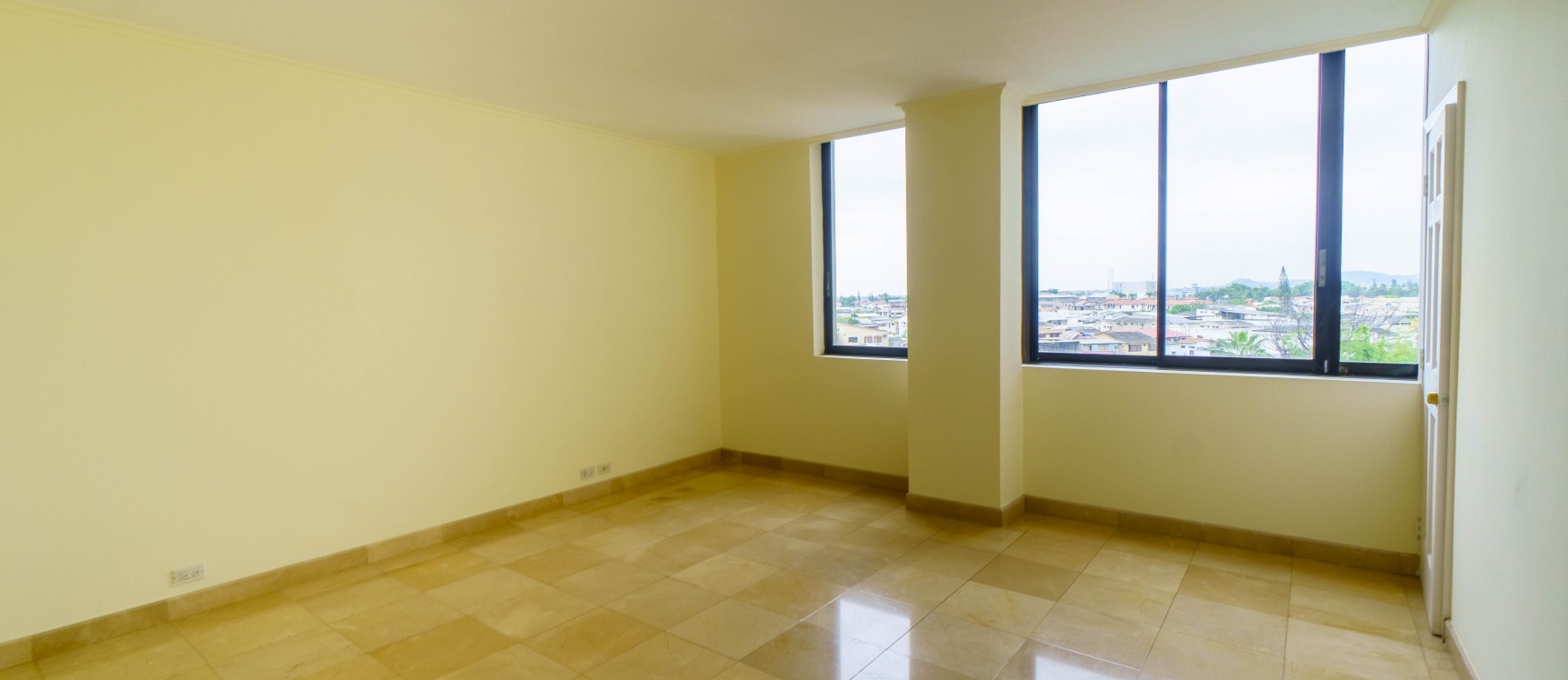 Departamento en venta ubicado en Edificio River Walk, Samborondón GeoBienes - Departamento en venta ubicado en Edificio River Walk, Samborondón - Plusvalia Guayaquil Casas de venta y alquiler Inmobiliaria Ecuador