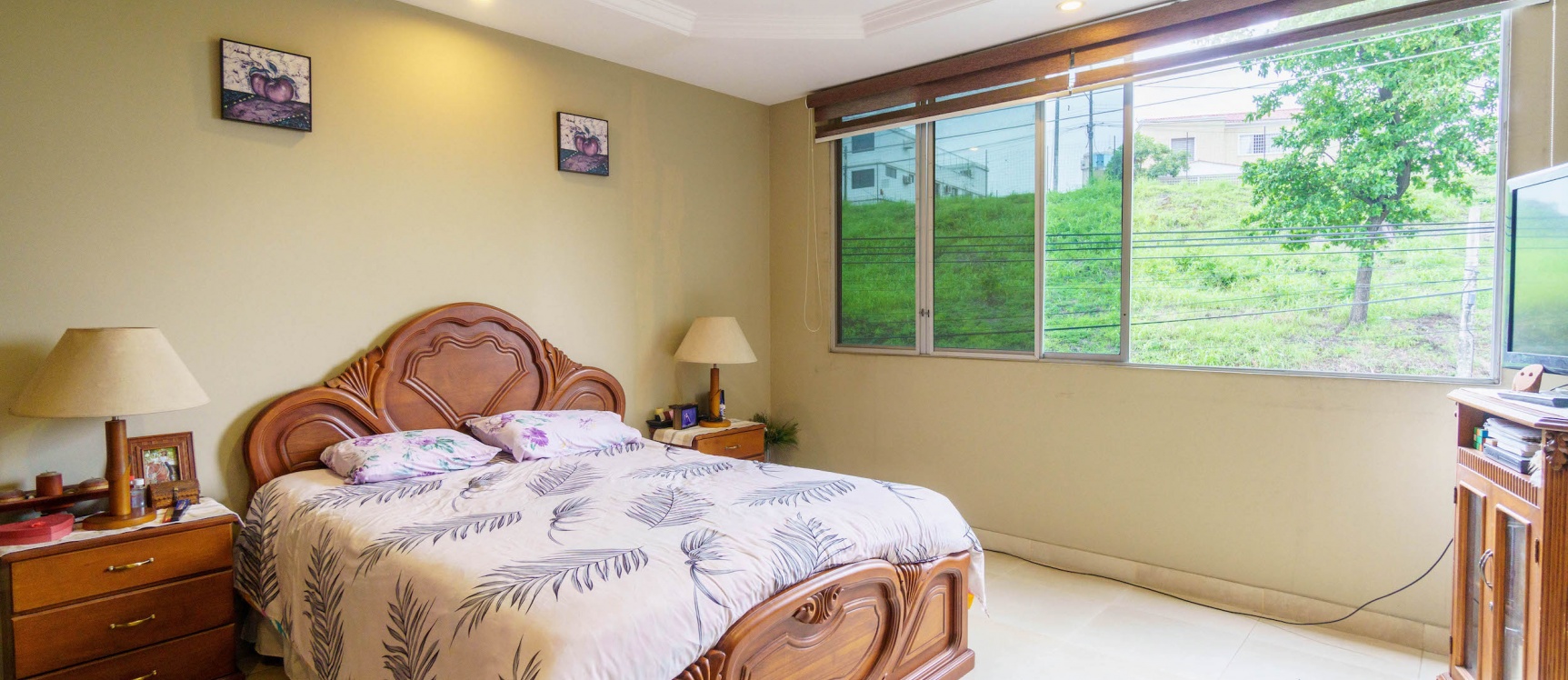 Departamento en venta ubicado en la Ciudadela Las Cumbres, Los Ceibos GeoBienes - Departamento en venta ubicado en la Ciudadela Las Cumbres, Los Ceibos - Plusvalia Guayaquil Casas de venta y alquiler Inmobiliaria Ecuador