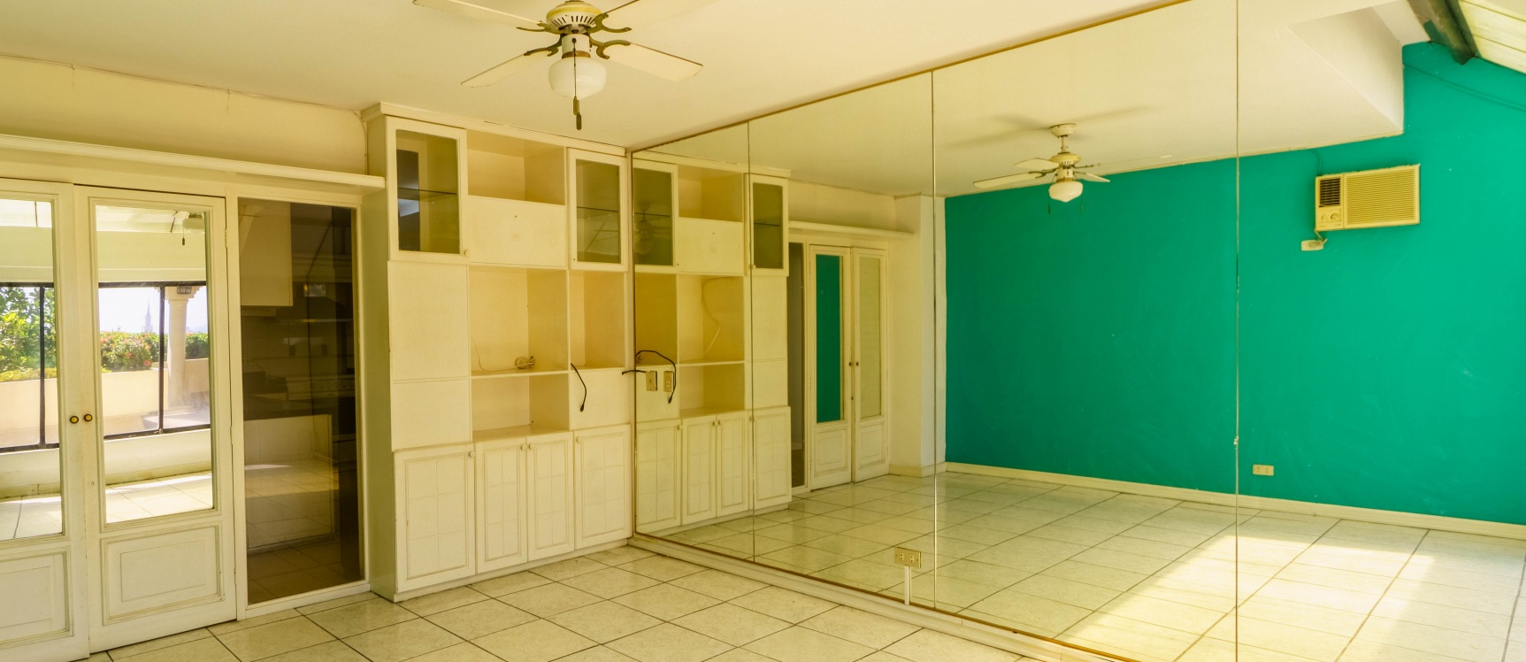 Departamento en venta ubicado en Lomas de Urdesa, Norte de Guayaquil GeoBienes - Departamento en venta ubicado en Lomas de Urdesa, Norte de Guayaquil - Plusvalia Guayaquil Casas de venta y alquiler Inmobiliaria Ecuador
