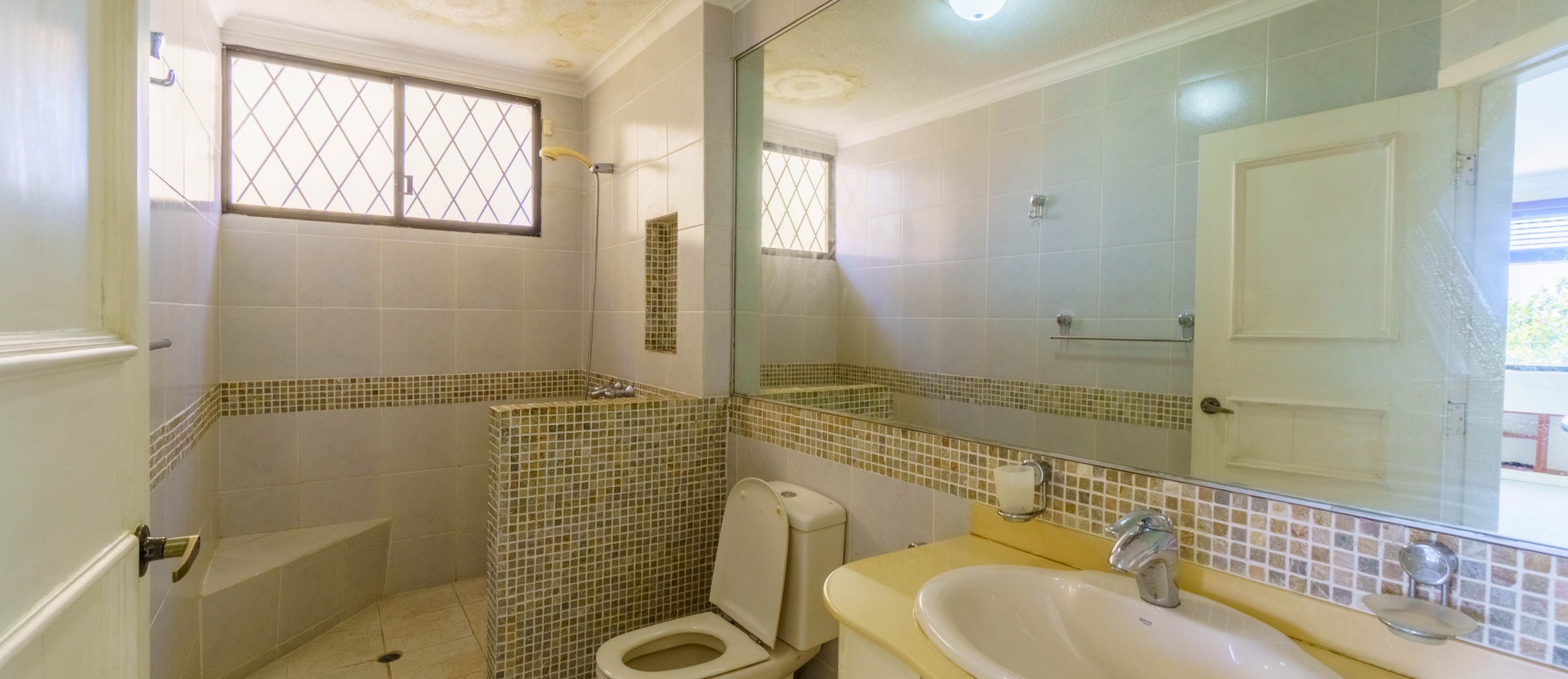 Departamento en venta ubicado en Lomas de Urdesa, Norte de Guayaquil GeoBienes - Departamento en venta ubicado en Lomas de Urdesa, Norte de Guayaquil - Plusvalia Guayaquil Casas de venta y alquiler Inmobiliaria Ecuador