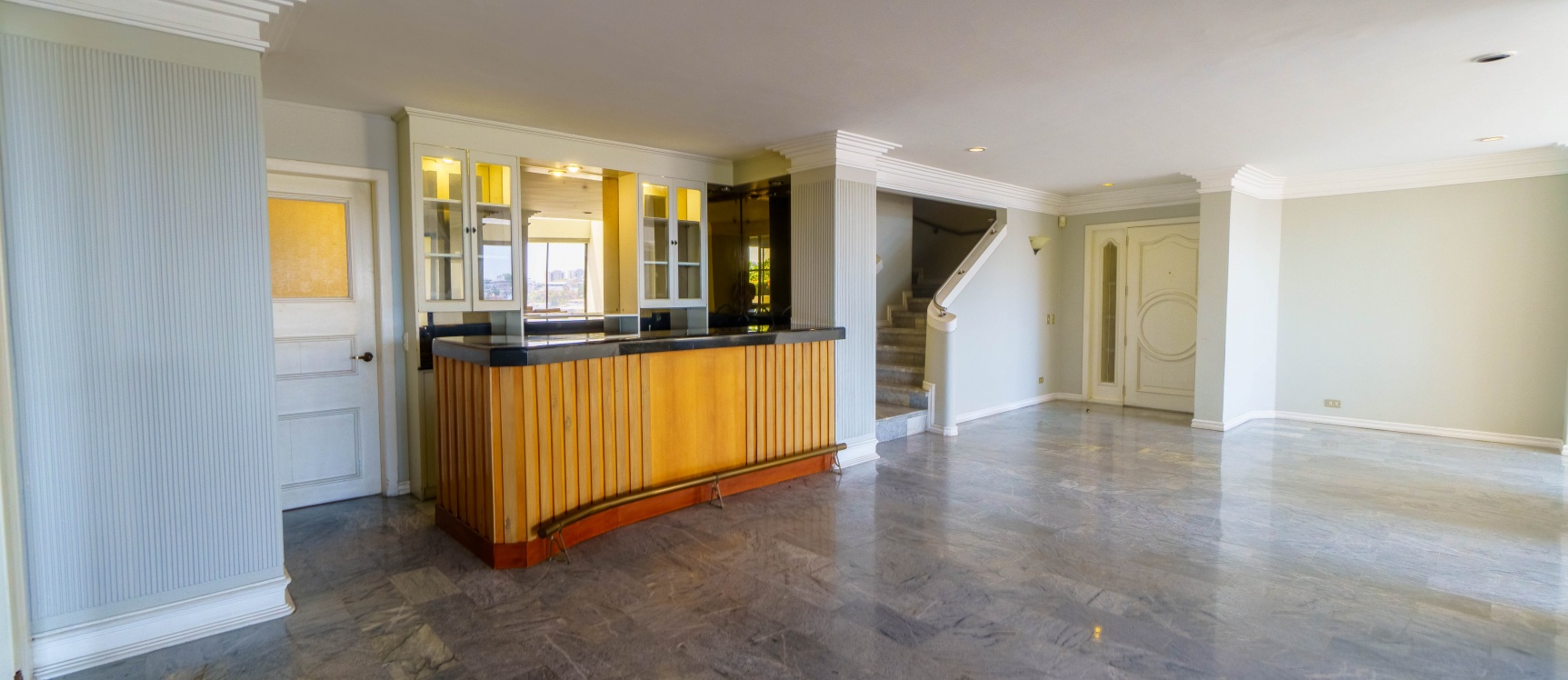 Departamento en venta ubicado en Lomas de Urdesa, Norte de Guayaquil GeoBienes - Departamento en venta ubicado en Lomas de Urdesa, Norte de Guayaquil - Plusvalia Guayaquil Casas de venta y alquiler Inmobiliaria Ecuador