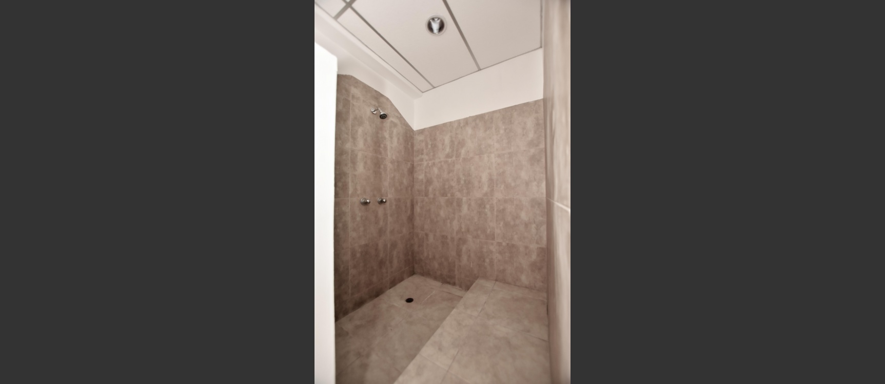 Departamento en venta ubicado en Santa Cecilia, Los ceibos GeoBienes - Amplio departamento en venta ubicado en Santa Cecilia, Los ceibos - Plusvalia Guayaquil Casas de venta y alquiler Inmobiliaria Ecuador