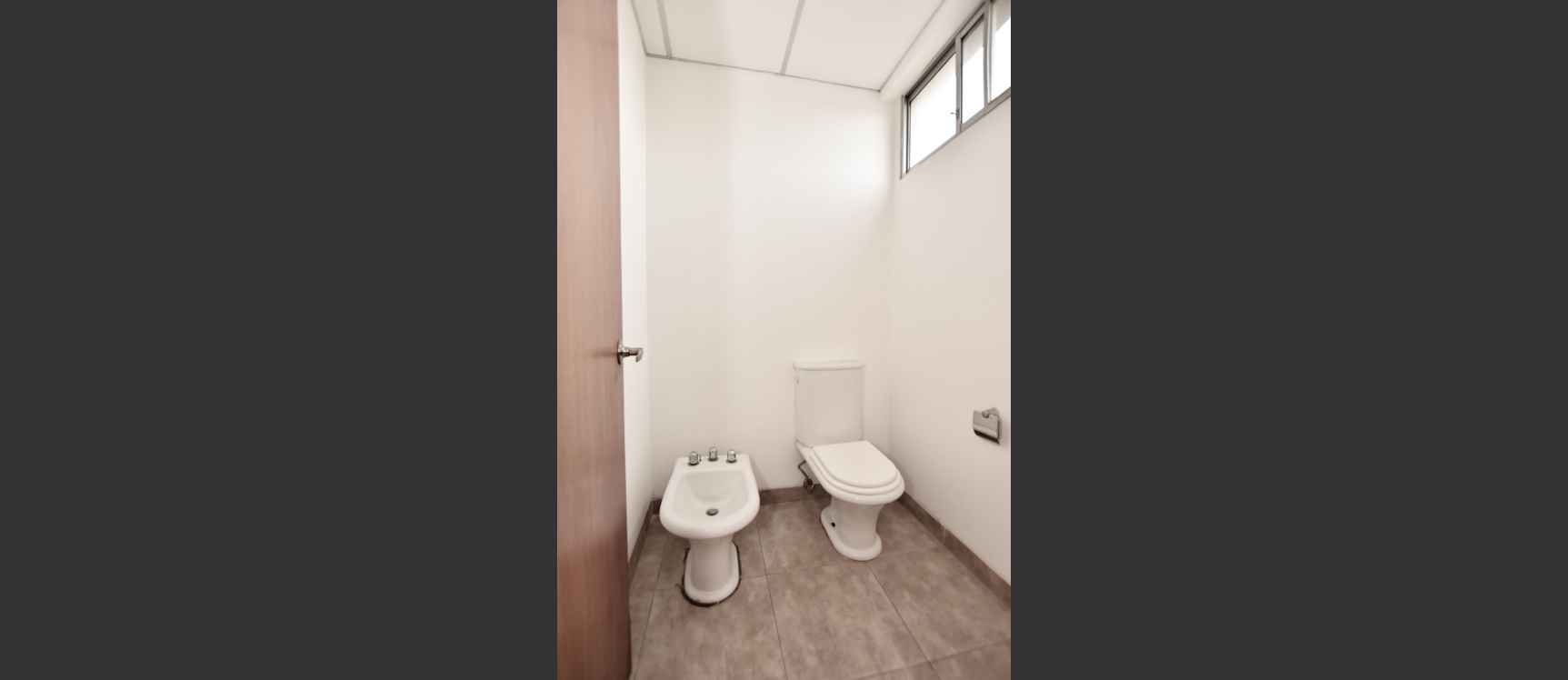 Departamento en venta ubicado en Santa Cecilia, Los ceibos GeoBienes - Amplio departamento en venta ubicado en Santa Cecilia, Los ceibos - Plusvalia Guayaquil Casas de venta y alquiler Inmobiliaria Ecuador