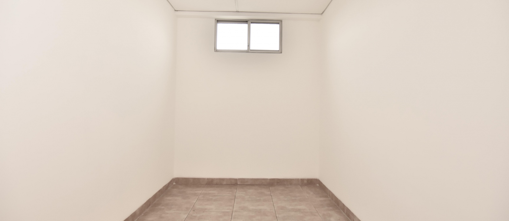 Departamento en venta ubicado en Santa Cecilia, Los ceibos GeoBienes - Amplio departamento en venta ubicado en Santa Cecilia, Los ceibos - Plusvalia Guayaquil Casas de venta y alquiler Inmobiliaria Ecuador