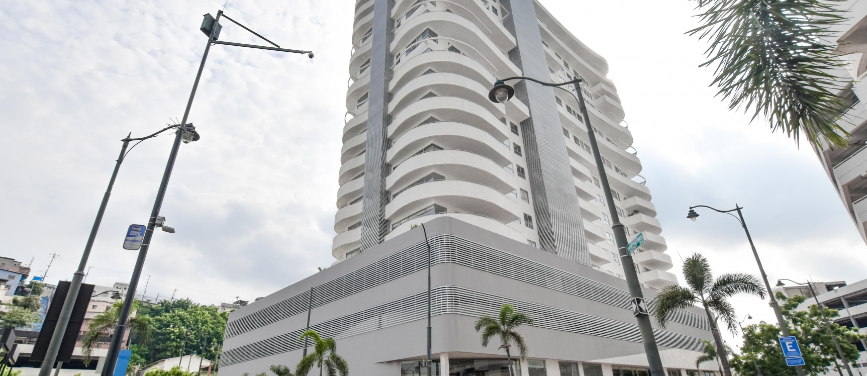 GeoBienes - Departamento en venta ubicado en Santana Lofts, Puerto Santa Ana - Plusvalia Guayaquil Casas de venta y alquiler Inmobiliaria Ecuador