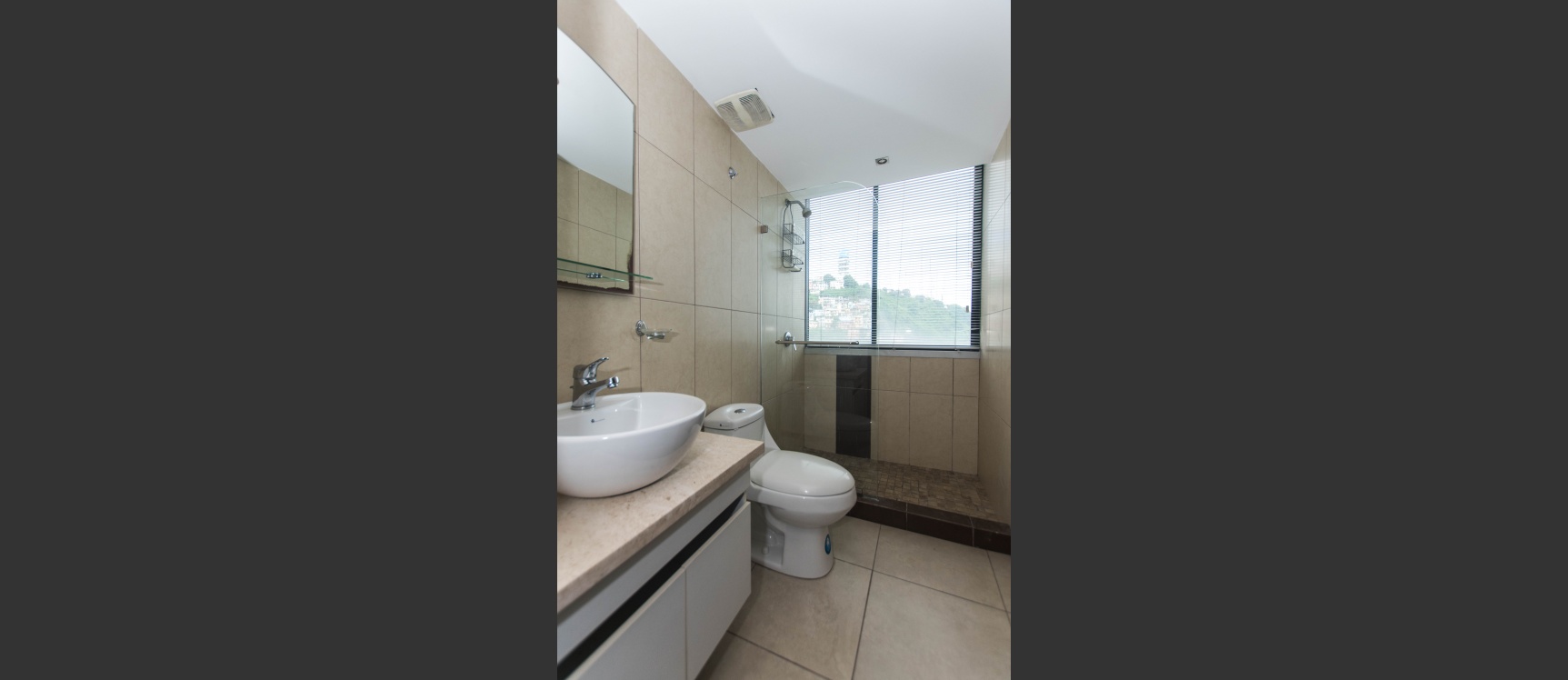 Departamento en venta ubicado en Torres Bellini II, Puerto Santa Ana GeoBienes - Departamento en venta ubicado en Torres Bellini II, Puerto Santa Ana - Plusvalia Guayaquil Casas de venta y alquiler Inmobiliaria Ecuador