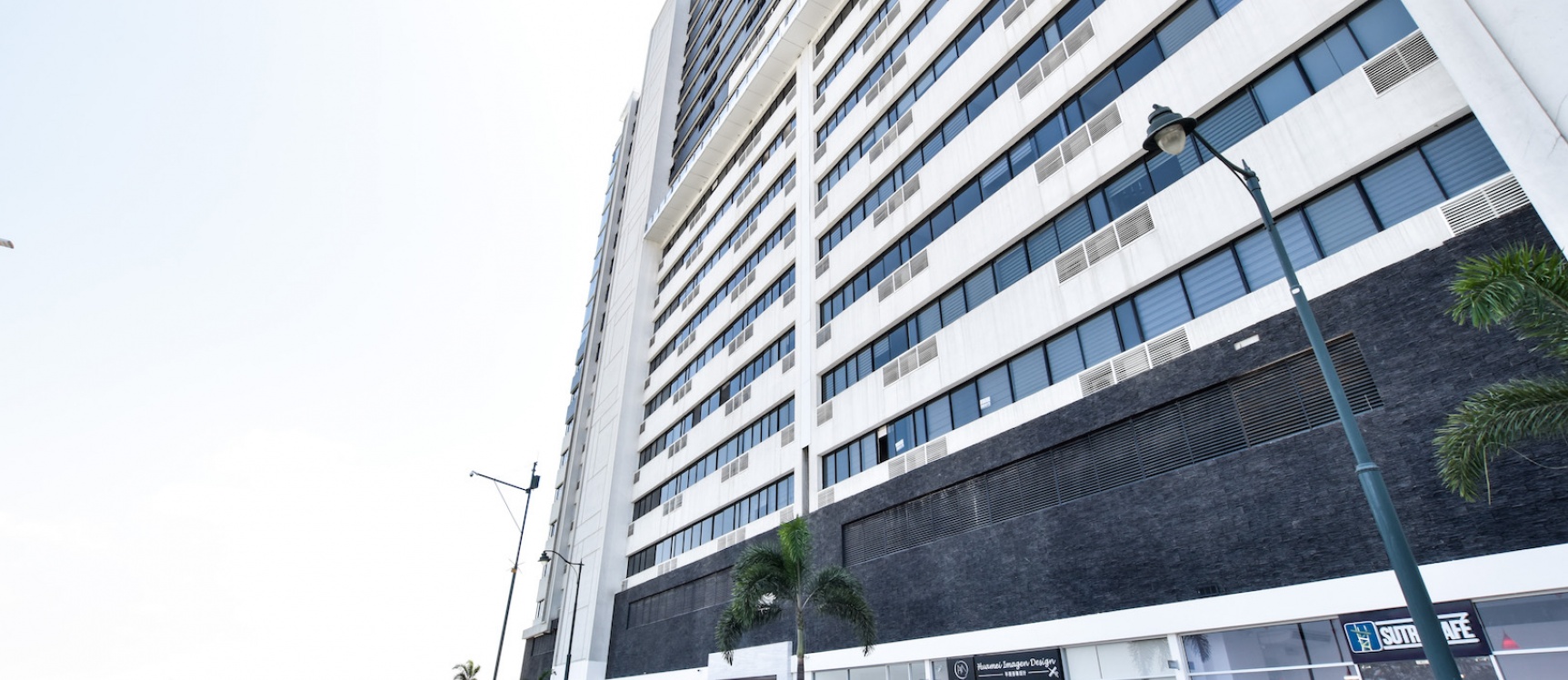 GeoBienes - Suite en venta Ubicada en Torres Bellini, Puerto Santa Ana - Plusvalia Guayaquil Casas de venta y alquiler Inmobiliaria Ecuador