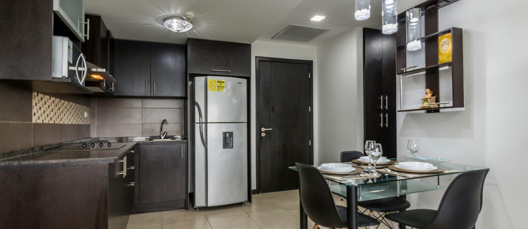 Departamento full amoblado en alquiler - Bellini IV GeoBienes - Departamento full amoblado en alquiler - Bellini IV - Plusvalia Guayaquil Casas de venta y alquiler Inmobiliaria Ecuador