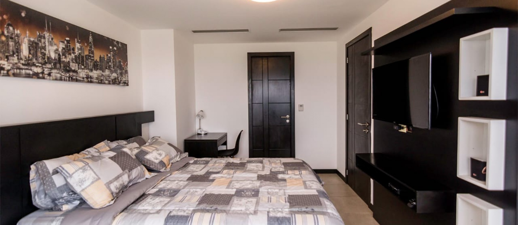 Departamento full amoblado en alquiler - Bellini IV GeoBienes - Departamento full amoblado en alquiler - Bellini IV - Plusvalia Guayaquil Casas de venta y alquiler Inmobiliaria Ecuador