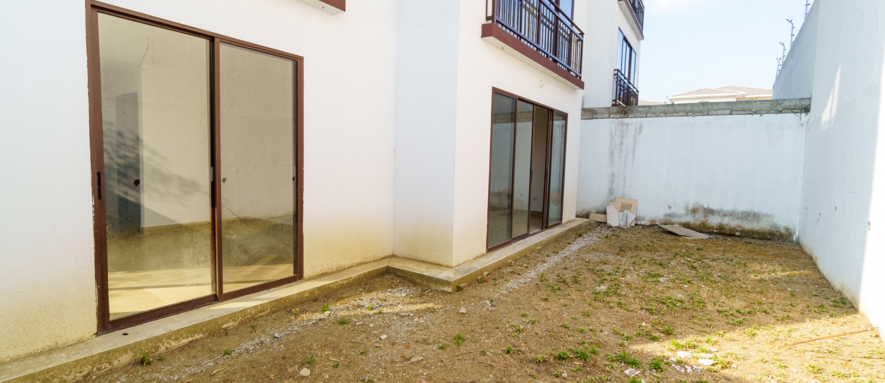 GeoBienes - Departamento planta baja con patio en venta, Urbanización Villas del Bosque - Plusvalia Guayaquil Casas de venta y alquiler Inmobiliaria Ecuador