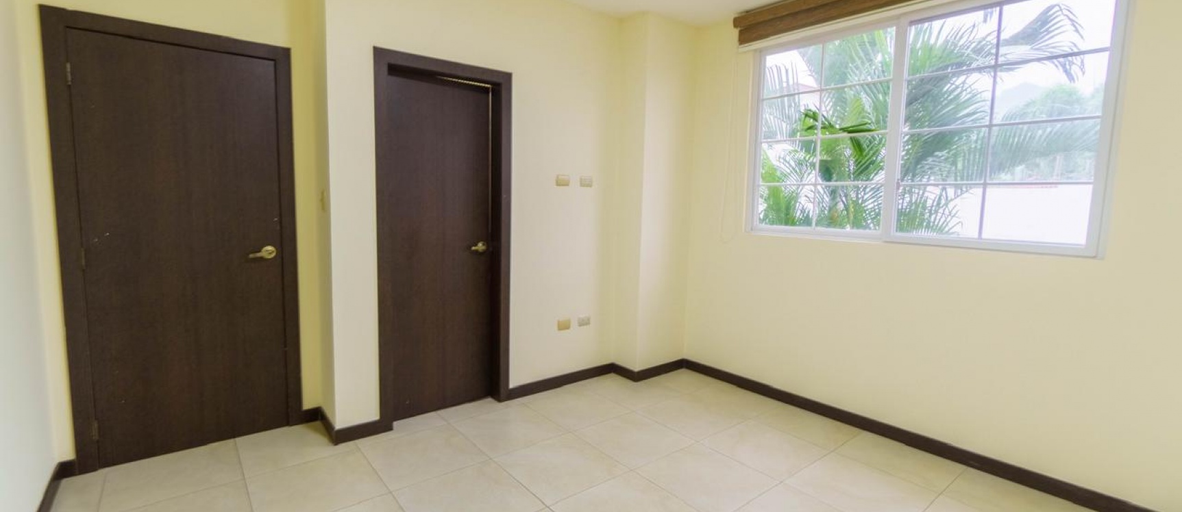 GeoBienes - Departamento planta baja en venta ubicado en la Urbanización Terranostra, Vía a la Costa - Plusvalia Guayaquil Casas de venta y alquiler Inmobiliaria Ecuador