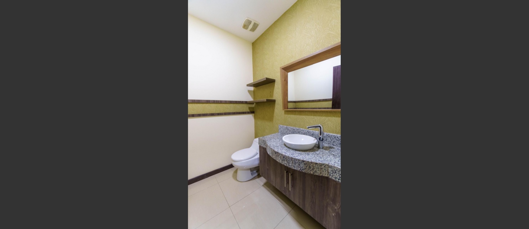 GeoBienes - Departamento planta baja en venta ubicado en la Urbanización Terranostra, Vía a la Costa - Plusvalia Guayaquil Casas de venta y alquiler Inmobiliaria Ecuador
