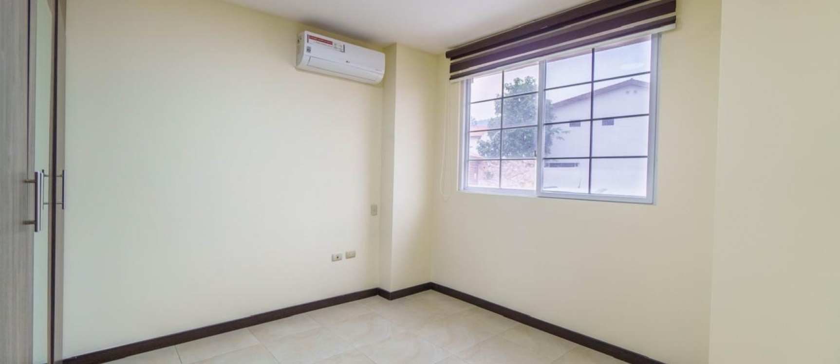 GeoBienes - Departamento planta baja en venta ubicado en la Urbanización Terranostra, Vía a la Costa - Plusvalia Guayaquil Casas de venta y alquiler Inmobiliaria Ecuador