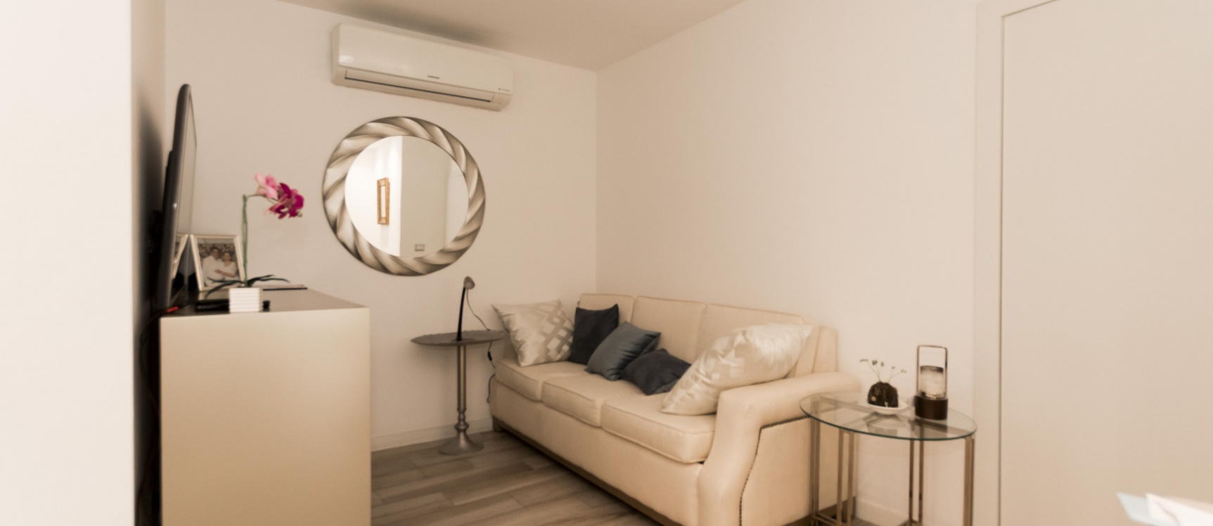 Departamento semi amoblado en venta en Santana Lofts, Puerto Santa Ana GeoBienes - Departamento semi amoblado en alquiler en Santana Lofts, Puerto Santa Ana - Plusvalia Guayaquil Casas de venta y alquiler Inmobiliaria Ecuador