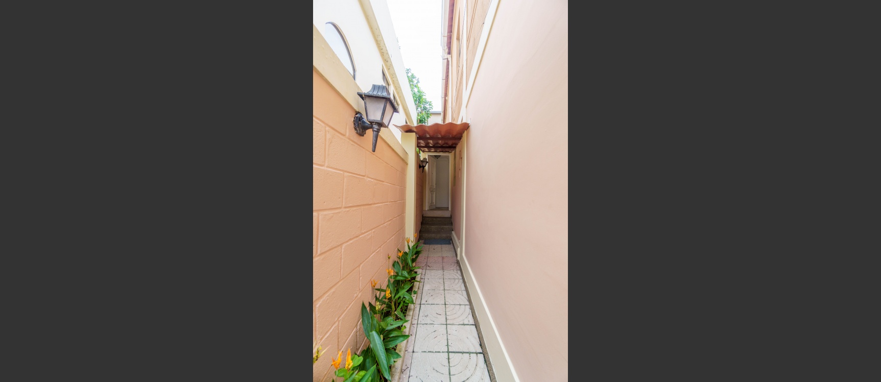 Departamentos en venta ubicada en la Urbanización Puerto Azul, Vía a la Costa GeoBienes - Departamento en venta ubicada en la Urbanización Puerto Azul, Vía a la Costa - Plusvalia Guayaquil Casas de venta y alquiler Inmobiliaria Ecuador
