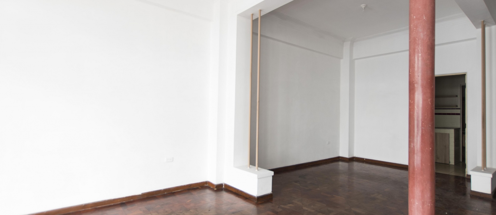 Edificio de 5 pisos más terraza en venta ubicado en el Centro de Guayaquil GeoBienes - Edificio de locales comerciales en venta ubicado en el Centro de Guayaquil - Plusvalia Guayaquil Casas de venta y alquiler Inmobiliaria Ecuador