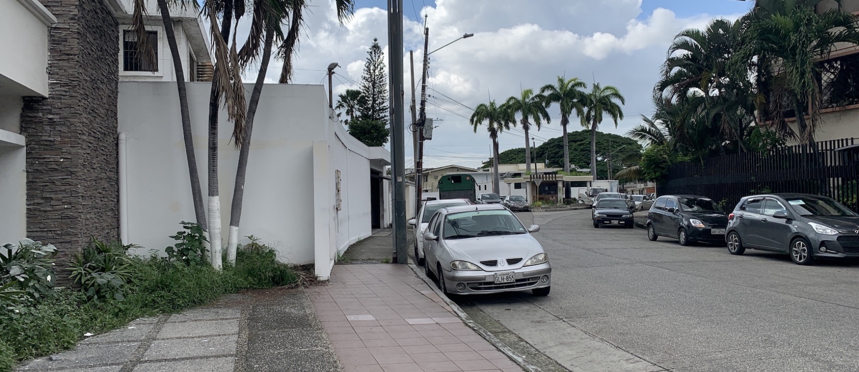 GeoBienes - Edificio en venta Avenida Las Mojas, Urdesa - Plusvalia Guayaquil Casas de venta y alquiler Inmobiliaria Ecuador