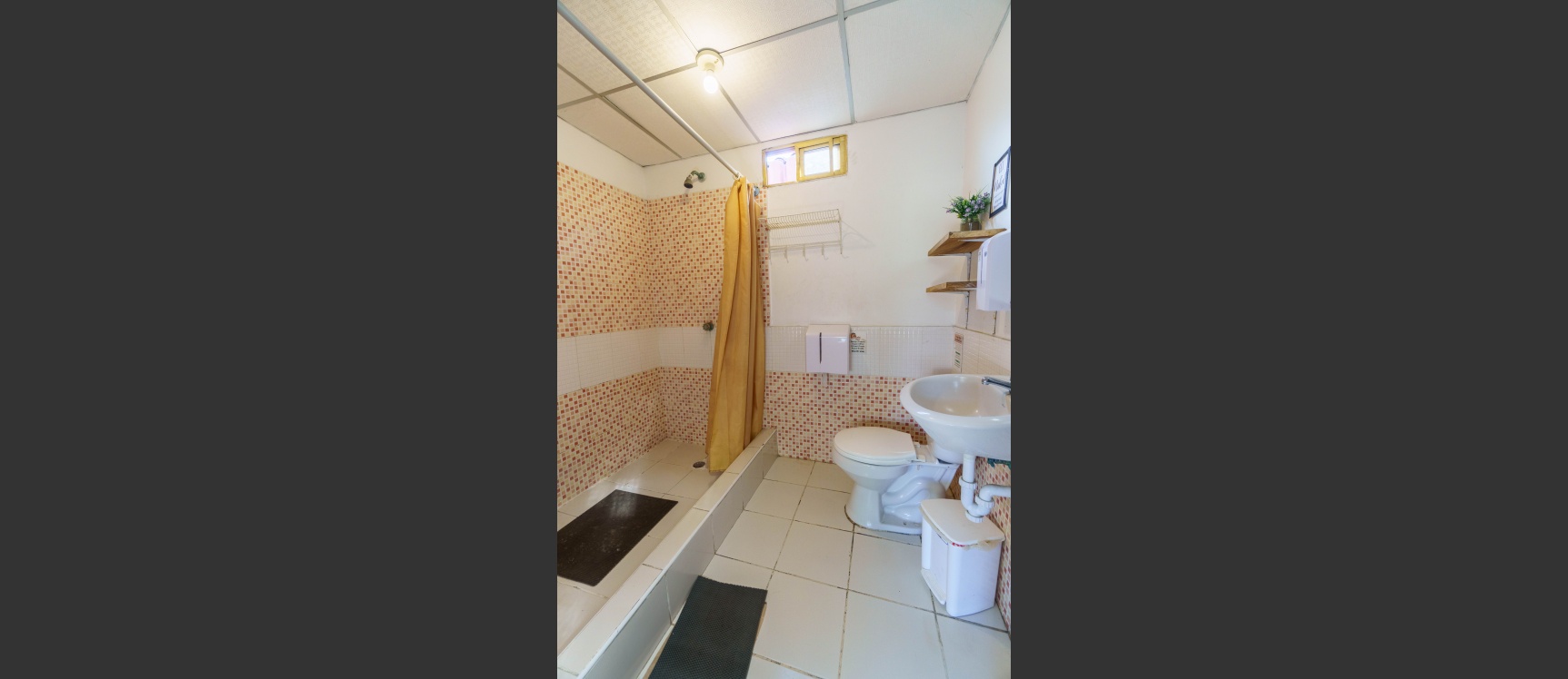 Edificio en venta ubicado en Balsamos Sur, Urdesa GeoBienes - Edificio, hotel, hostal, comercial, en alquiler Urdesa, Balsamos Sur - Plusvalia Guayaquil Casas de venta y alquiler Inmobiliaria Ecuador