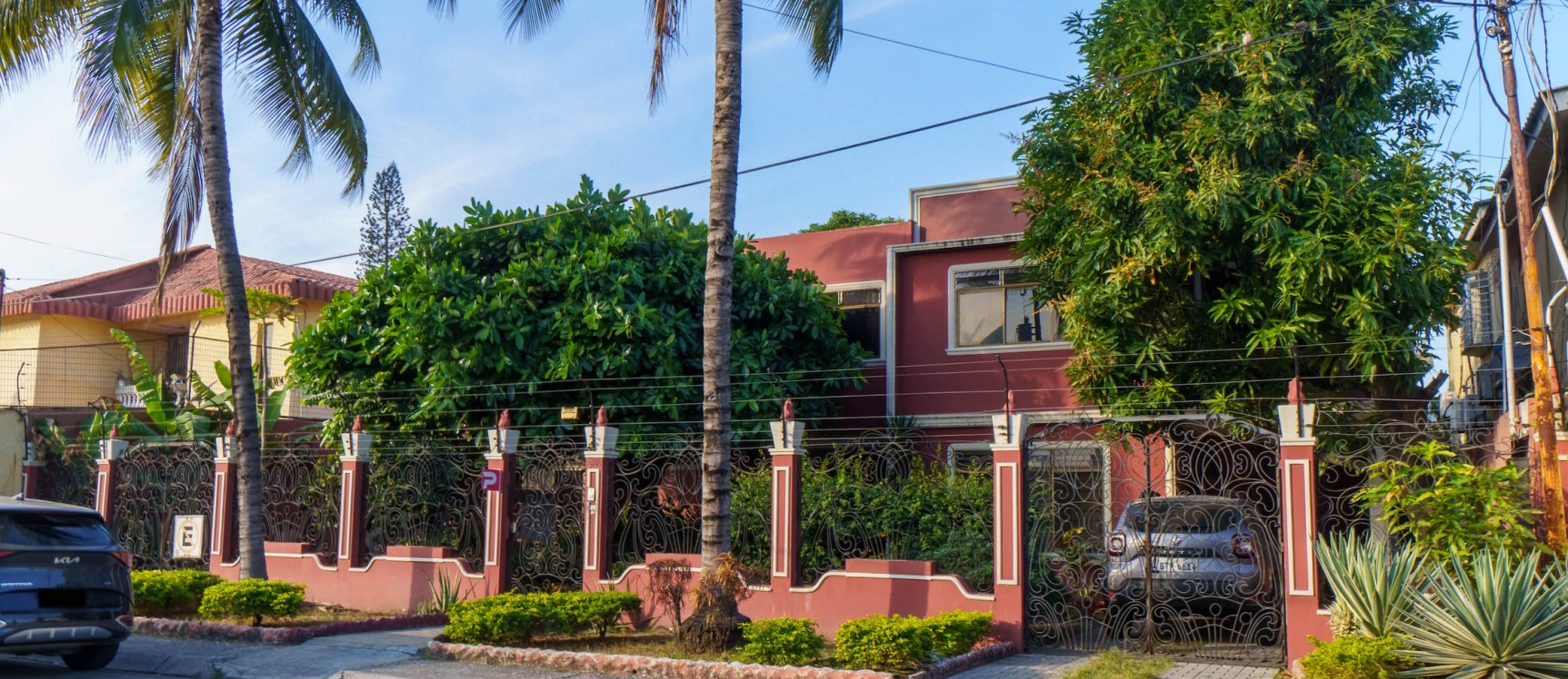 Edificio en venta ubicado en Balsamos Sur, Urdesa GeoBienes - Edificio, hotel, hostal, comercial, en alquiler Urdesa, Balsamos Sur - Plusvalia Guayaquil Casas de venta y alquiler Inmobiliaria Ecuador
