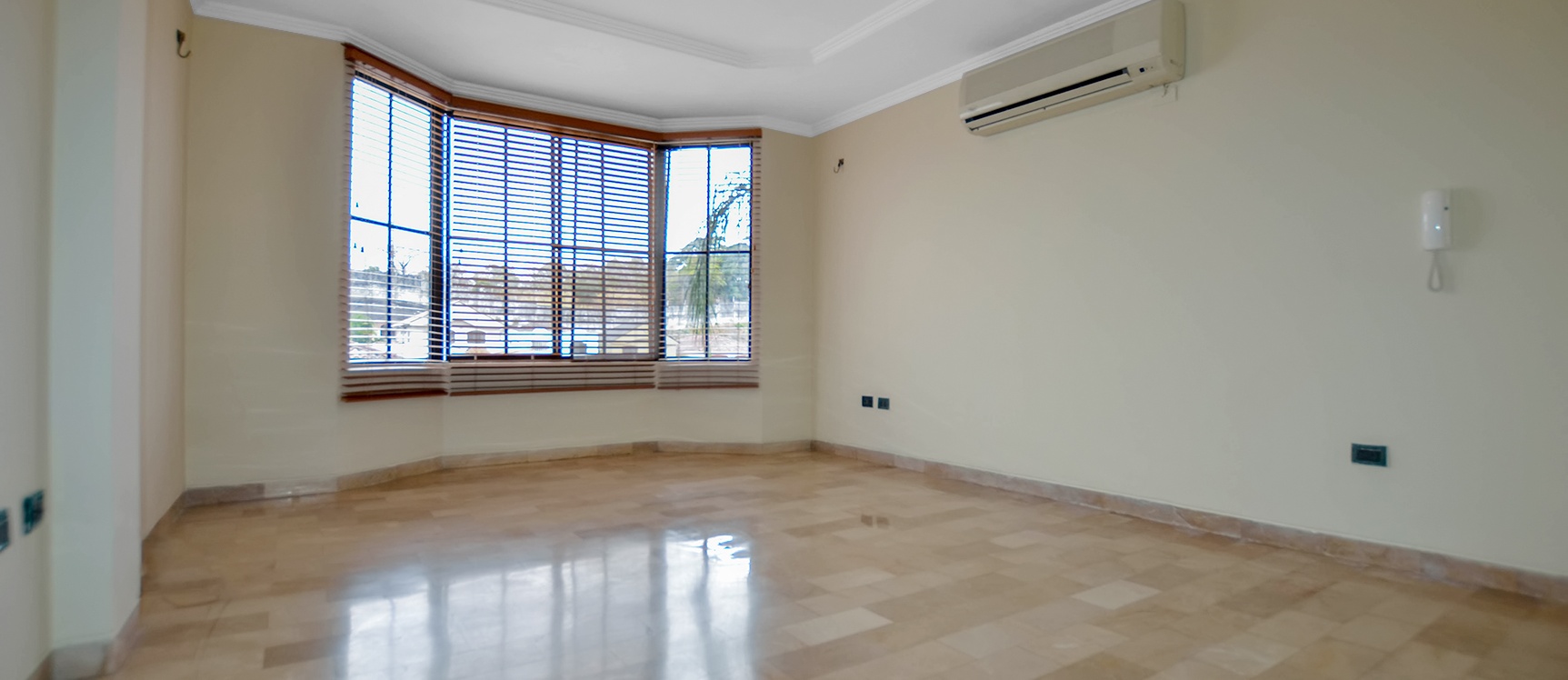 GeoBienes - Casa en venta en Ceibos Norte Guayaquil - Plusvalia Guayaquil Casas de venta y alquiler Inmobiliaria Ecuador