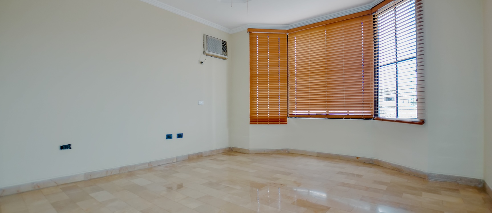 GeoBienes - Casa en venta en Ceibos Norte Guayaquil - Plusvalia Guayaquil Casas de venta y alquiler Inmobiliaria Ecuador
