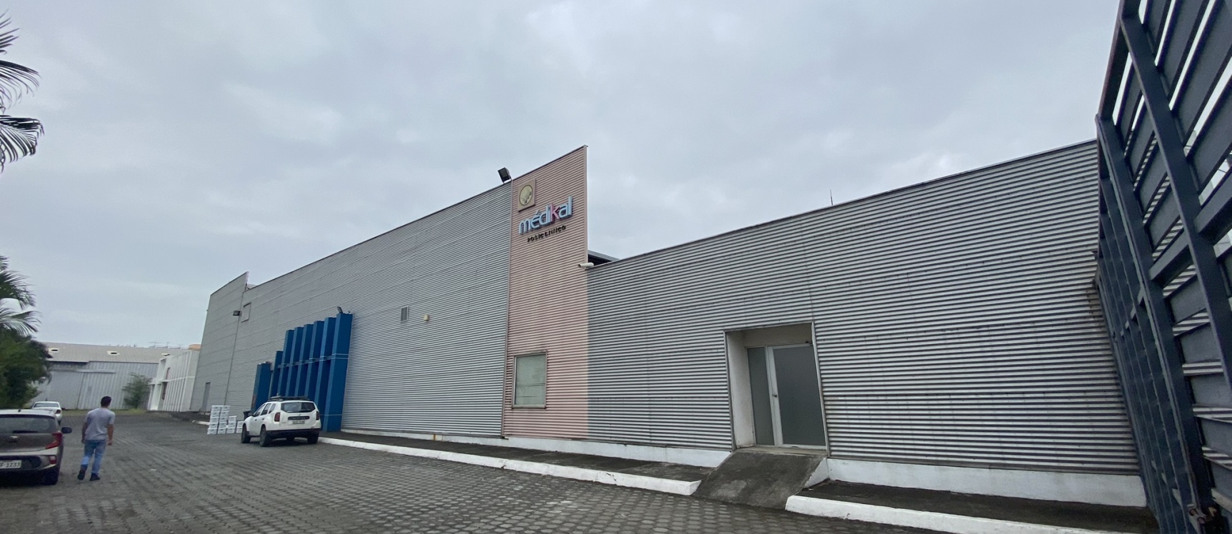 Galpón, bodega, propiedad comercial en venta ubicado al Sur de Guayaquil GeoBienes - Galpón, bodega, propiedad comercial en venta ubicado al Sur de Guayaquil - Plusvalia Guayaquil Casas de venta y alquiler Inmobiliaria Ecuador
