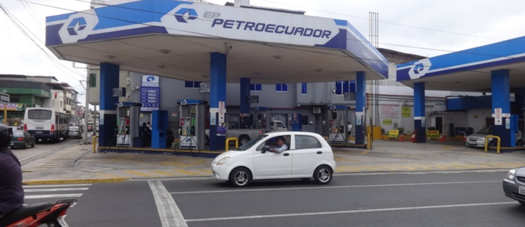 GeoBienes - Gasolinera en venta ubicada en la zona Centro de Guayaquil Ecuador - Plusvalia Guayaquil Casas de venta y alquiler Inmobiliaria Ecuador