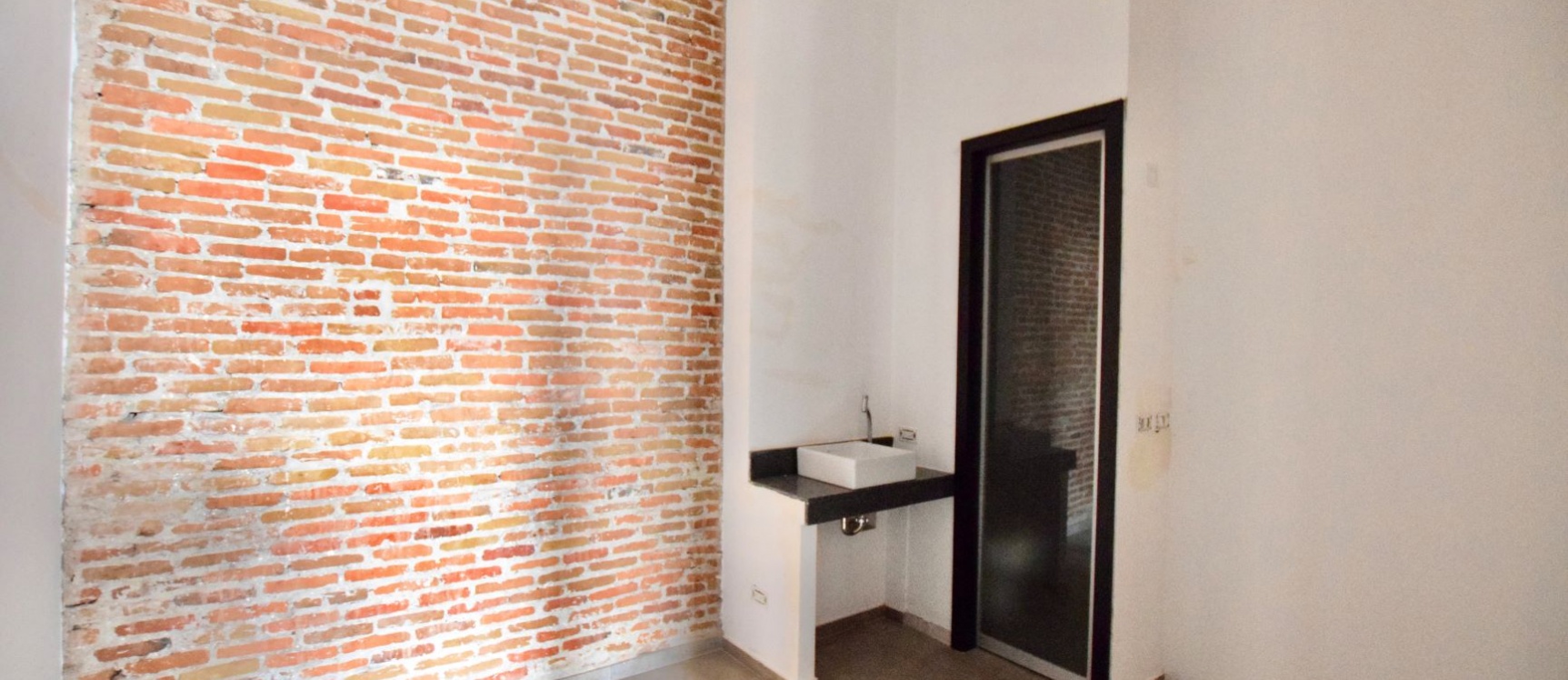 Hotel Boutique en venta ubicado en el centro de Guayaquil GeoBienes - Hotel Boutique en venta ubicado en el centro de Guayaquil - Plusvalia Guayaquil Casas de venta y alquiler Inmobiliaria Ecuador