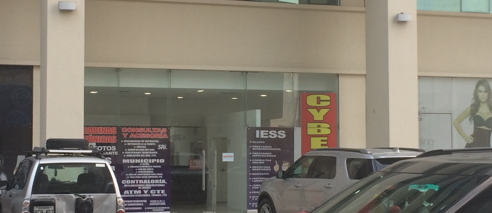 Local Comercial de 56mt2 en Alquiler en Trade Building, Guayaquil GeoBienes - Local Comercial de 56mt2 en Alquiler en Trade Building, Guayaquil - Plusvalia Guayaquil Casas de venta y alquiler Inmobiliaria Ecuador